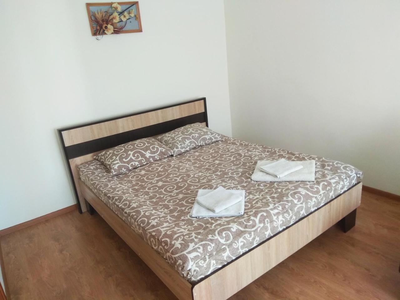 Затишна Квартира Apartamento Rivne Exterior foto